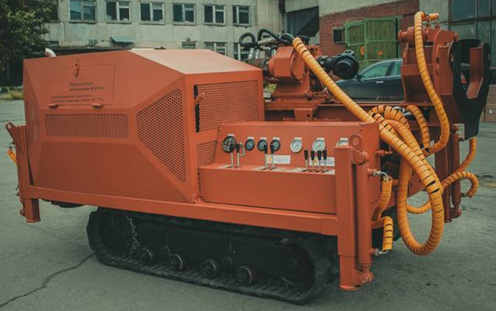 verijni-sondajni-mashini-titan60